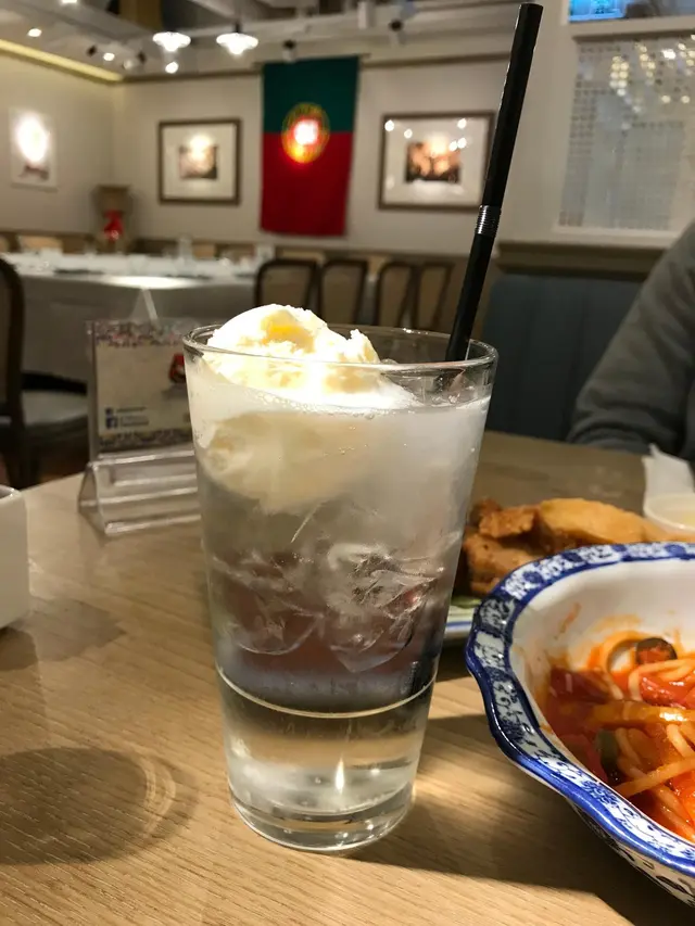 雪球飄飄雪碧雲尼拿雪糕