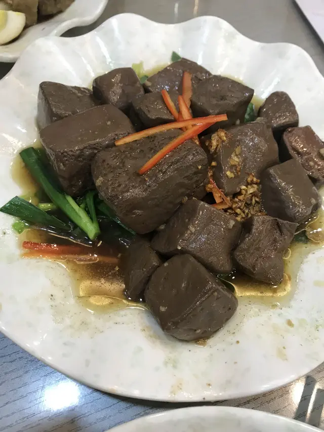 韭菜豬紅