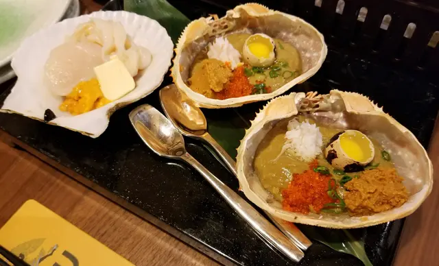 海膽帆立貝牛油燒 / 黃金蟹膏甲羅燒