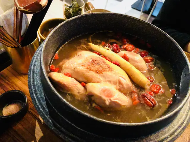 Ginseng Chicken Soup 