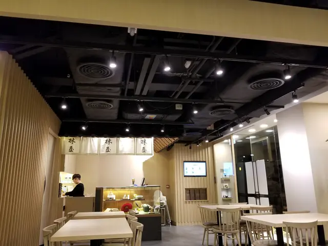 餐廳座位坐得舒適, 好悠閒的感覺