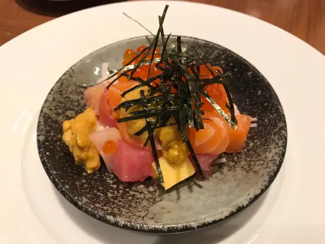 新鮮海鮮丼