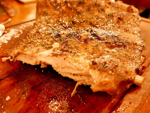 燒原條黑毛豬肋骨配柑桔果凍醬