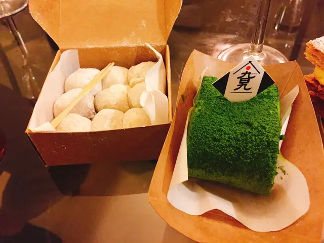 雲呢拿麥提莎糯米糍9粒+抹茶卷蛋