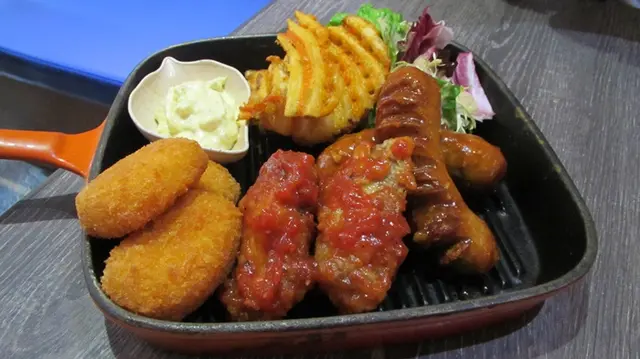 友人一力承擔, 話不錯