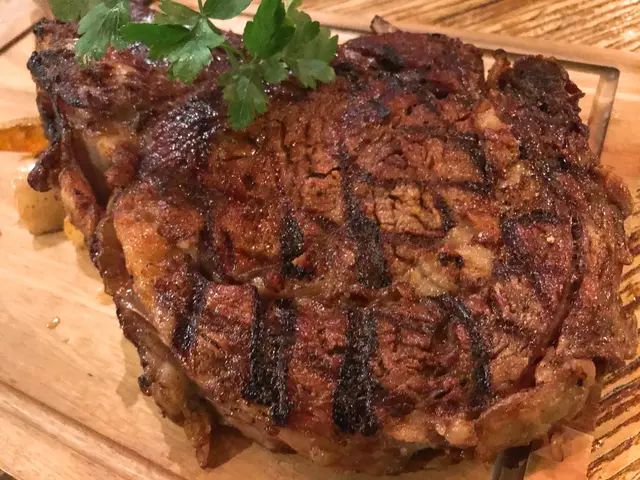 炭燒美國安格斯斧頭扒 (40oz)