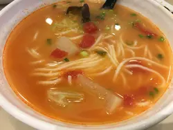 蕃茄汤米线