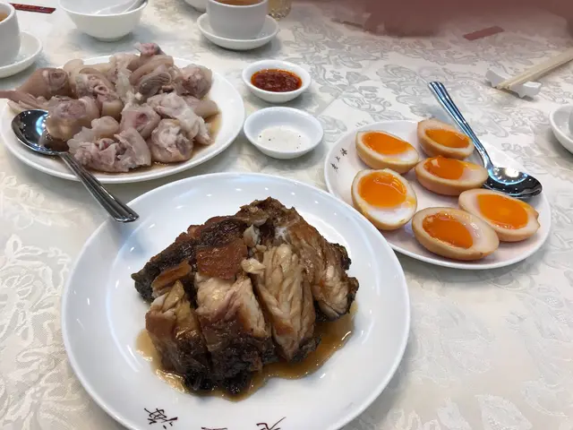 燻魚，醉豬手，燻蛋