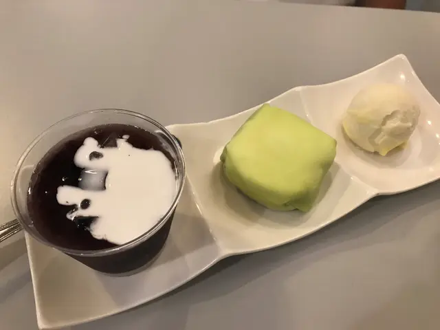 D24榴槤班戟、D24榴槤紫米露及榴槤雪糕