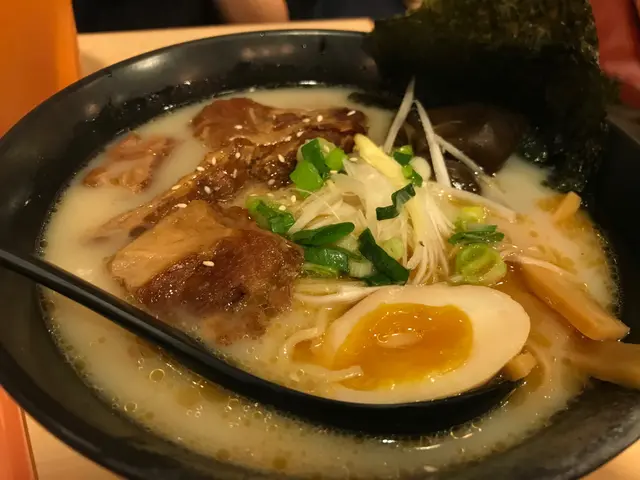 和風豬軟骨拉麵