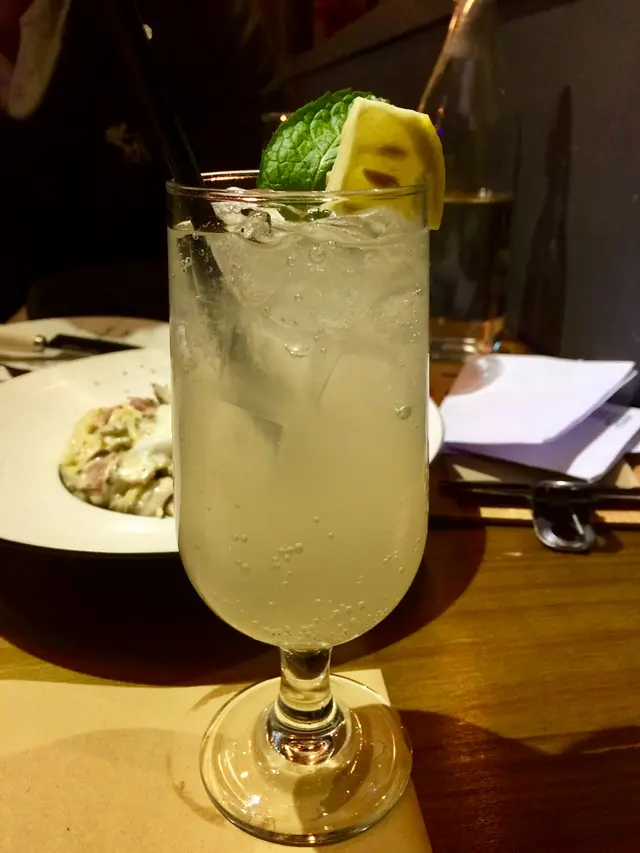 荔枝接骨木花梳打