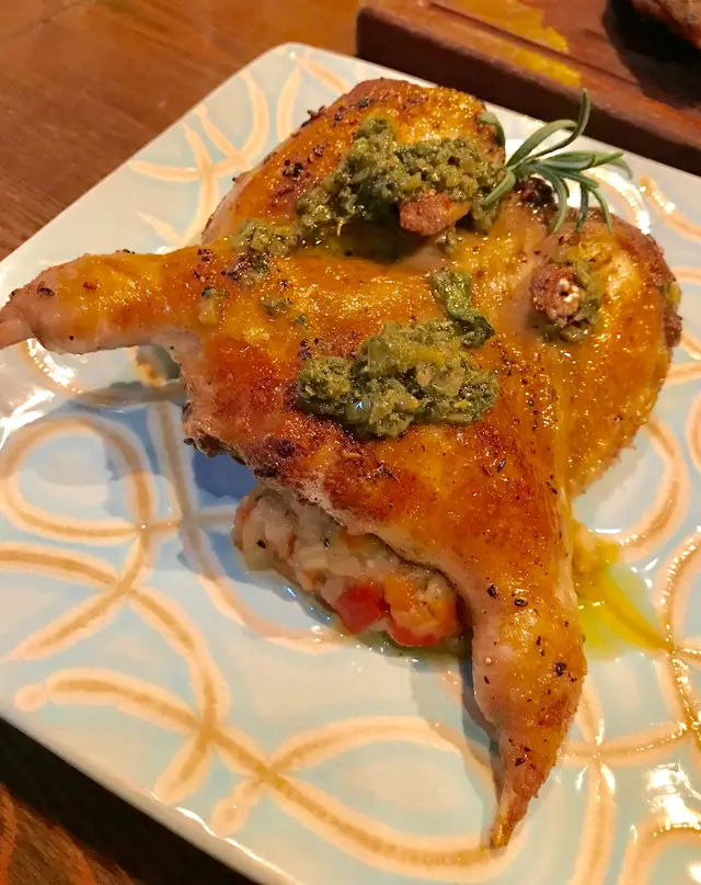 特色燒西班牙鵪鶉