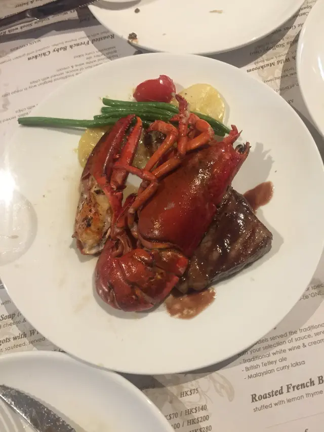 波士頓龍蝦配安格斯牛扒