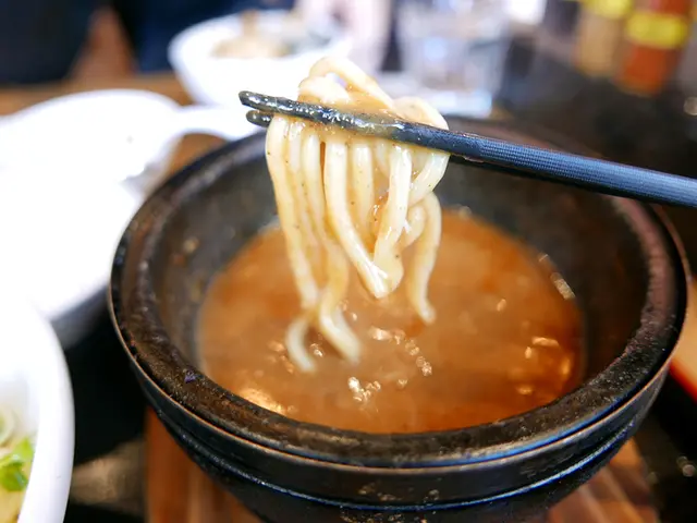 豚骨魚介味玉沾麵