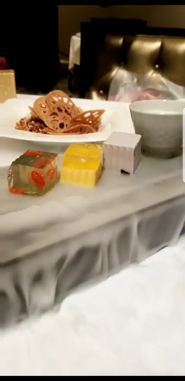 好funny,吞雲吐霧中式甜品糕點,😋 特別出色芝麻豆腐布丁!