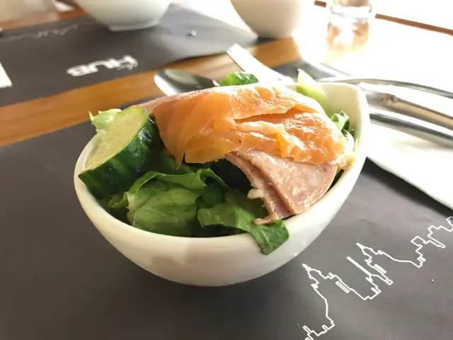 煙三文魚特色沙律