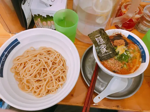 白伝