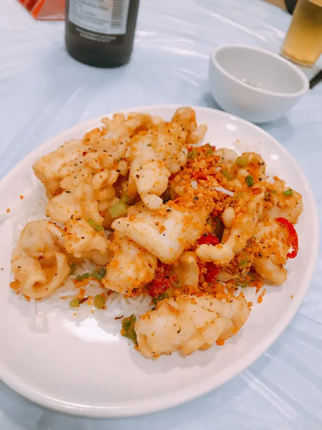 外皮炸得好脆，鮮魷易入口