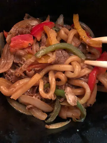 牛肉炒乌冬