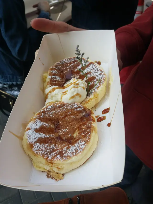 比一個月前黎食時縮水左一倍