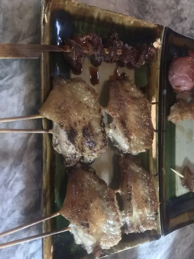 鹽燒雞中翼、汁燒雞腎、