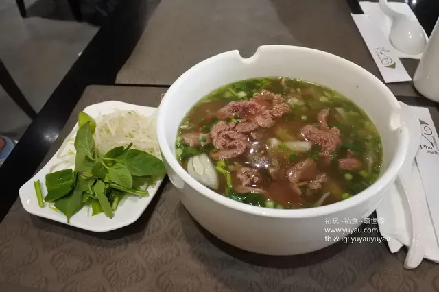 生牛肉河粉