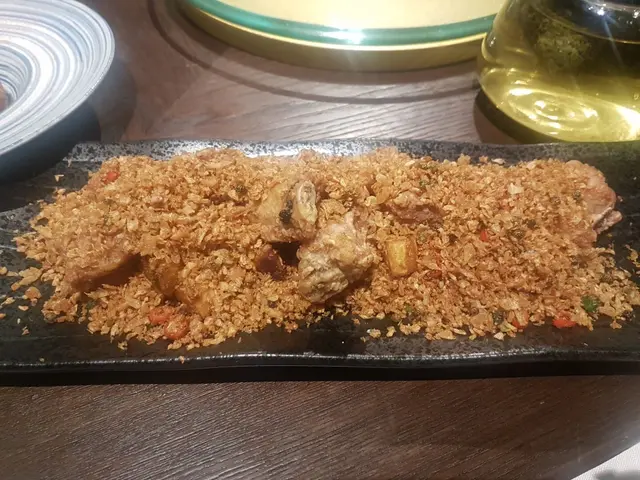 有蒜香味搭救，炸得唔油，肉排夠入味