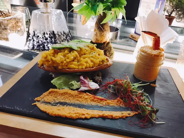 牛油果睡蟹意大利飯