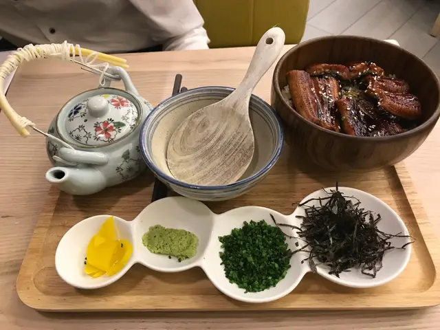 特盛鰻魚丼三食