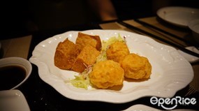 蝦棗拼蟹棗 - Come-Into Chiuchow Restaurant in Tsim Sha Tsui 