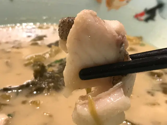 酸菜桂魚片