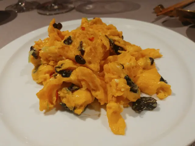 泰椒藏木耳炒雞蛋