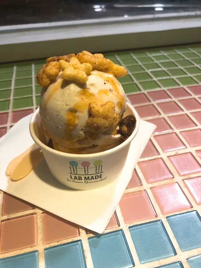 焦糖醬海鹽牛奶脆脆