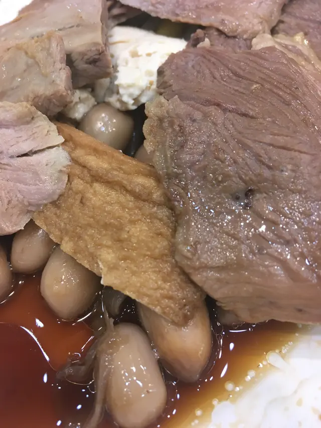 鹵水豆腐及花生