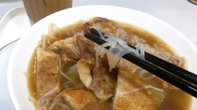 香茅厚切豬扒湯粉