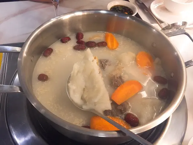 花膠螺頭雞鍋(濃湯)