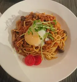 温泉蛋肉酱意粉