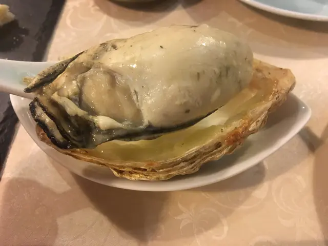 蒜香芝士焗老外蠔王