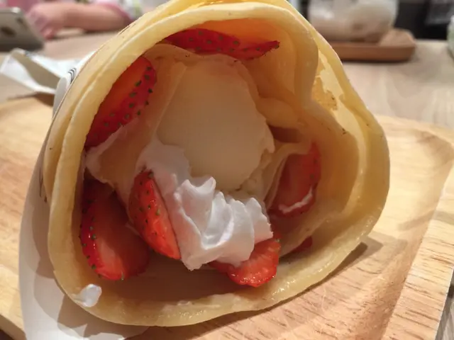 草莓雲尼拿鮮忌廉班㦸