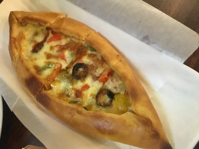 vegetarian pidezza 帆船素薄餅