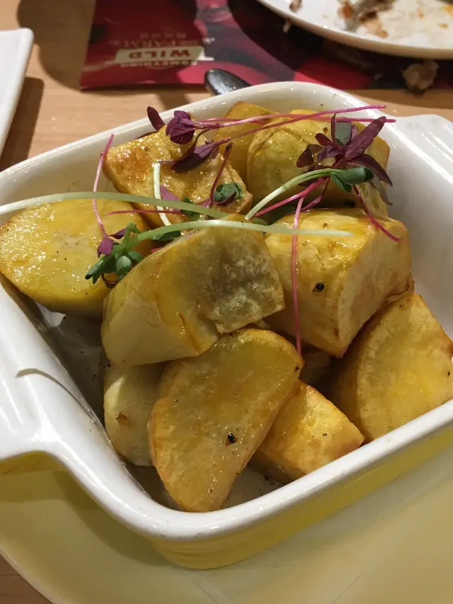 燒到脆卜卜，再加上蜜糖，十分香口惹味