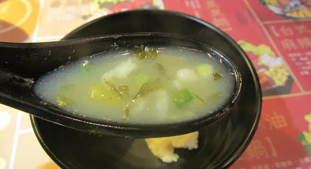 味道酸酸地,辣度溫和