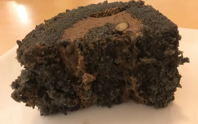 中間還捲了黑豆,多份口感