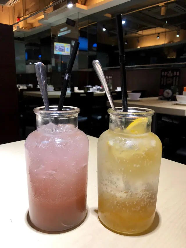 巨蜂乳酸梳打特飲  &  檸檬柚子特飲