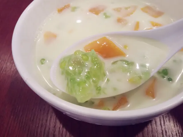 椰汁芒果西米露