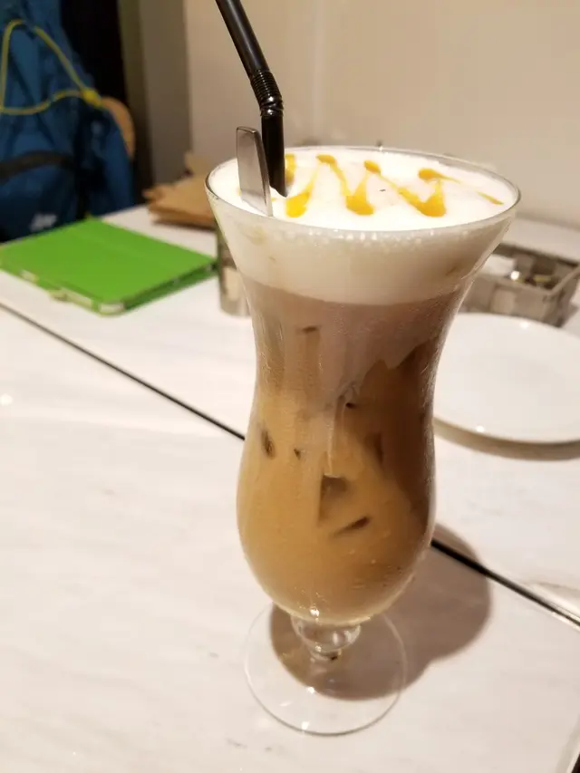 海鹽焦糖意大利鮮奶咖啡（凍）