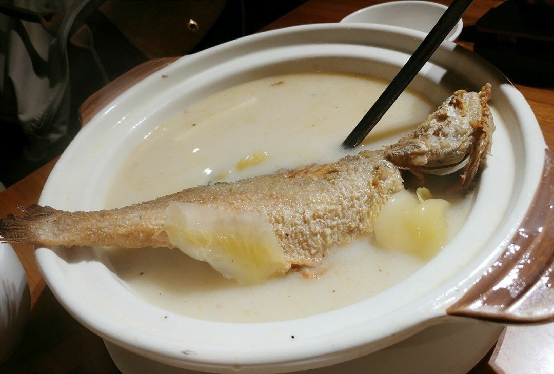 黄角鱼煮汤图片