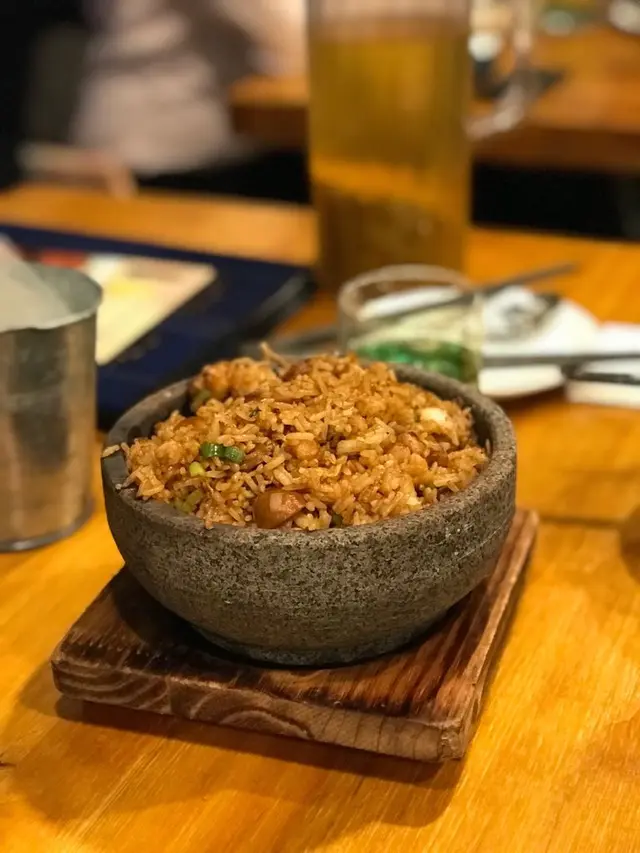 石鍋鮑魚雞粒炒飯