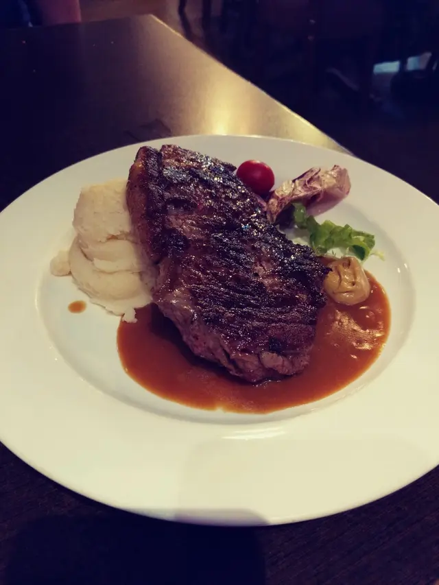 炭燒紐西蘭西冷牛扒