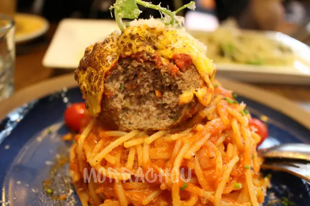 鮮茄牛肩胛肉丸義大利麵